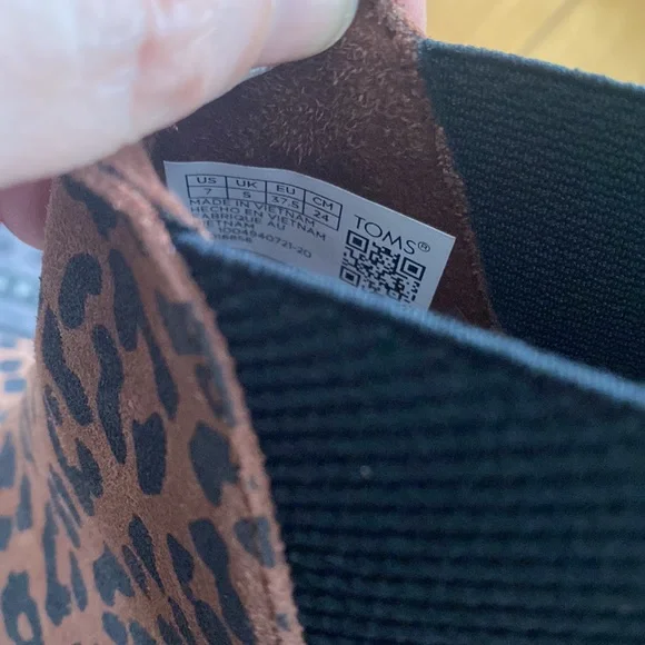 TOMS Kelsey Suede Ankle Bootie Wedge, Dark Ember Leopard Print, Size 7 - Picture 11 of 12